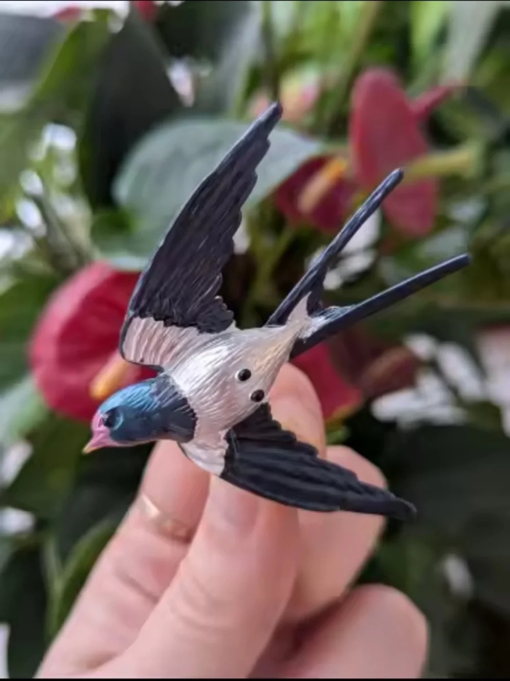 Swallow Bird Brooch Enamel Gold Pin